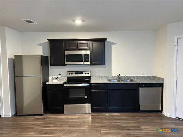 918 S 39th Street B, Temple, TX 76504