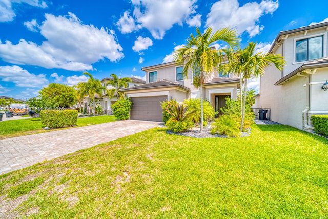 6114 Yerba Buena Ct, Lake Worth, FL 33467