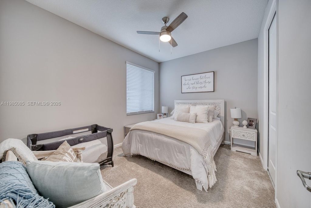 Image 23 of property listing at 6114 Yerba Buena Ct, Lake Worth, FL 33467