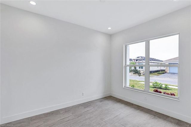 8718 Driftwood DR, Naples, FL 34114