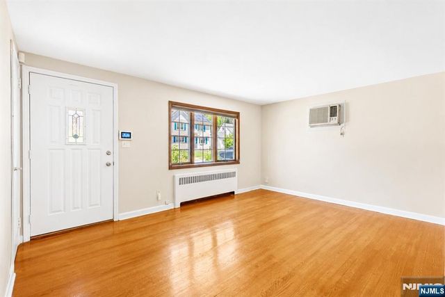 1-10 Lambert Road, Fair Lawn, NJ 07410