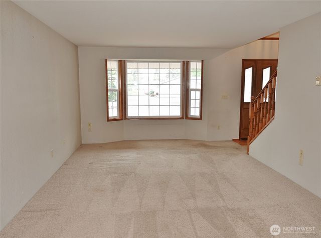 492 Quinault Avenue SE, Ocean Shores, WA 98569