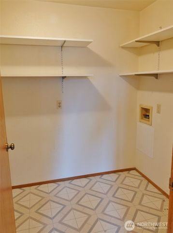 492 Quinault Avenue SE, Ocean Shores, WA 98569