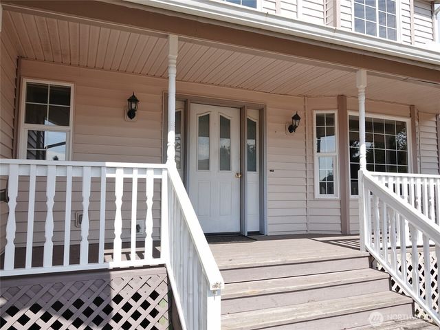 492 Quinault Avenue SE, Ocean Shores, WA 98569