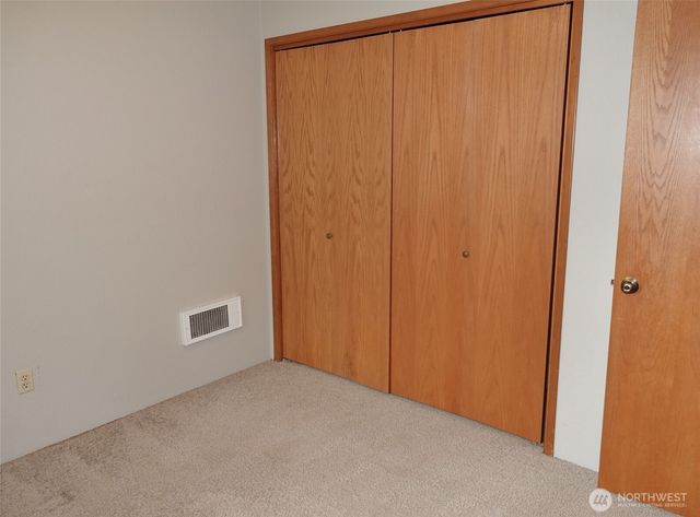 492 Quinault Avenue SE, Ocean Shores, WA 98569