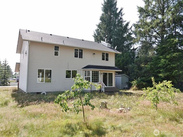 492 Quinault Avenue SE, Ocean Shores, WA 98569