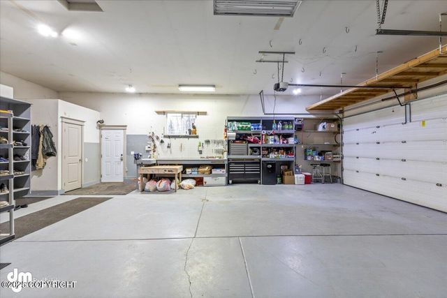 8560 W Hollywood Road, Wasilla, AK 99623