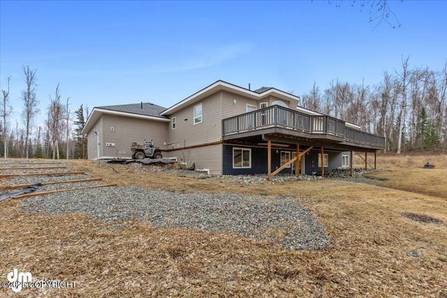 8560 W Hollywood Road, Wasilla, AK 99623