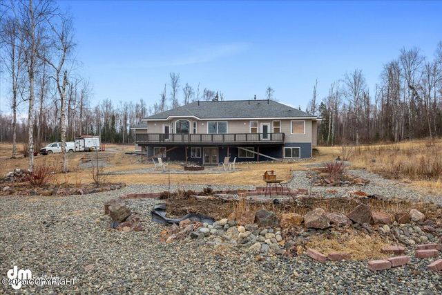 8560 W Hollywood Road, Wasilla, AK 99623