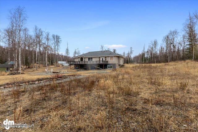 8560 W Hollywood Road, Wasilla, AK 99623