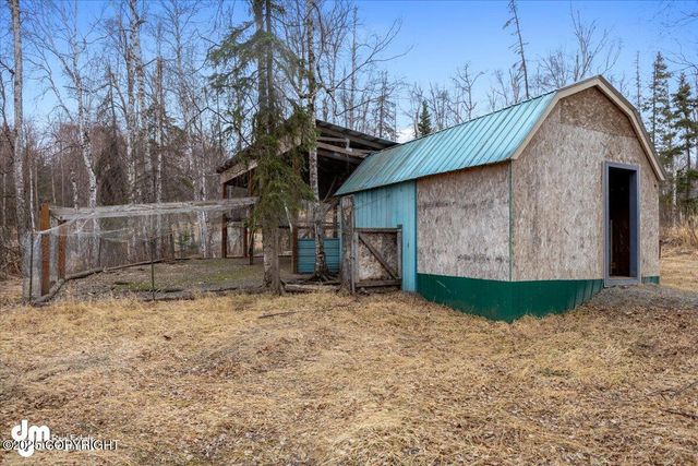 8560 W Hollywood Road, Wasilla, AK 99623
