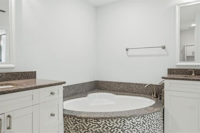 6210 Reserve CIR 501, Naples, FL 34119