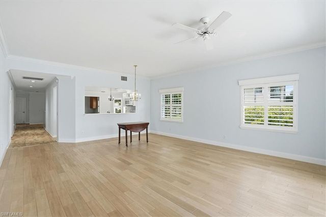 6210 Reserve CIR 501, Naples, FL 34119