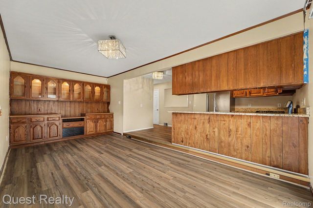 2536 Dundee Drive, Warren, MI 48092