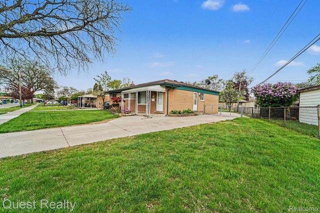 2536 Dundee Drive, Warren, MI 48092