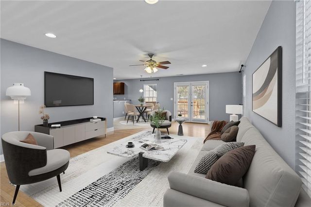 8021 E Glen RD, Norfolk, VA 23505