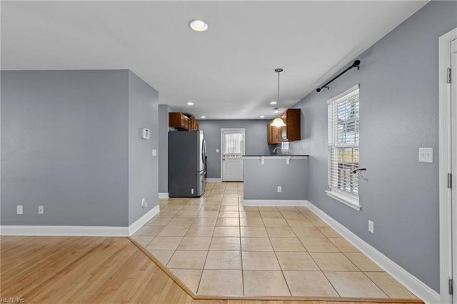 8021 E Glen RD, Norfolk, VA 23505