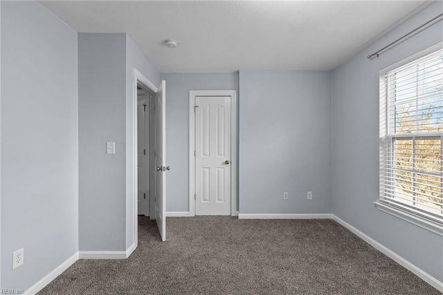 8021 E Glen RD, Norfolk, VA 23505