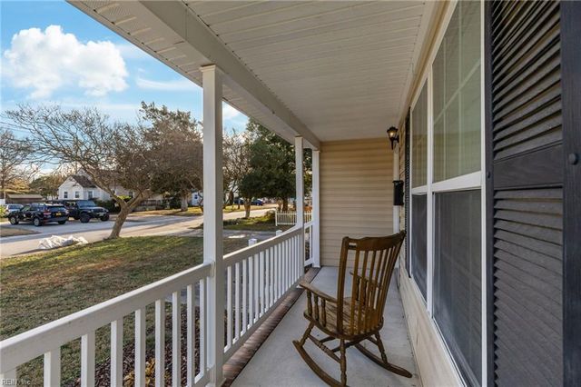 8021 E Glen RD, Norfolk, VA 23505