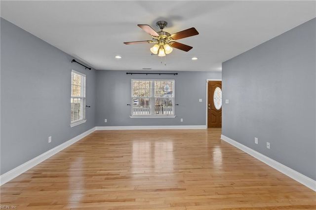 8021 E Glen RD, Norfolk, VA 23505