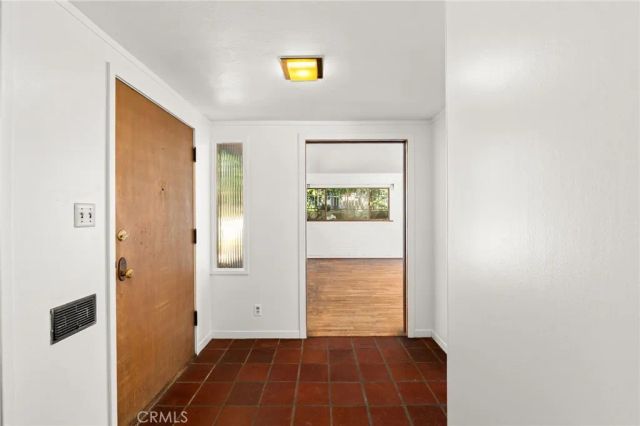 3024 Pine, Riverside, CA 92501