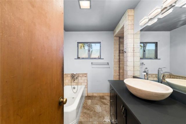 3024 Pine, Riverside, CA 92501