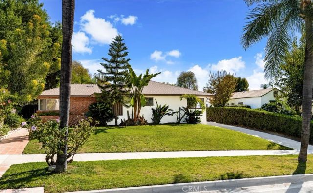 3024 Pine, Riverside, CA 92501