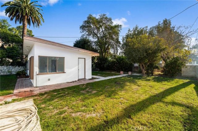 3024 Pine, Riverside, CA 92501