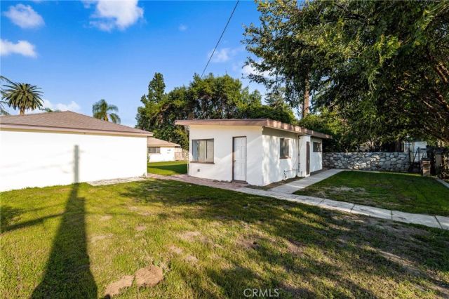 3024 Pine, Riverside, CA 92501