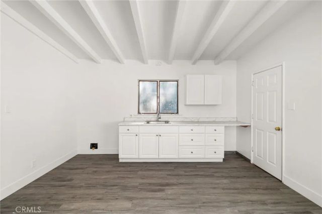 3024 Pine, Riverside, CA 92501