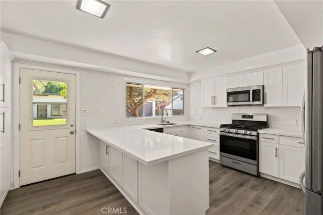 3024 Pine, Riverside, CA 92501