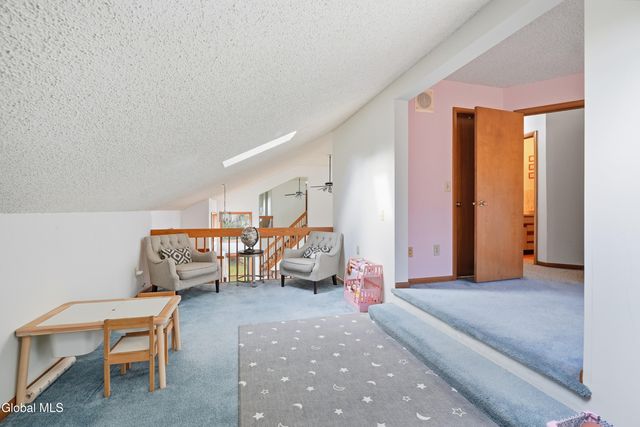 7 Lea Court, Colonie, NY 12309