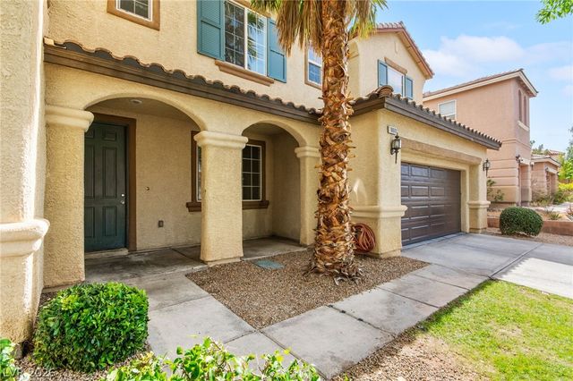 10001 Sharp Ridge Avenue, Las Vegas, NV 89149