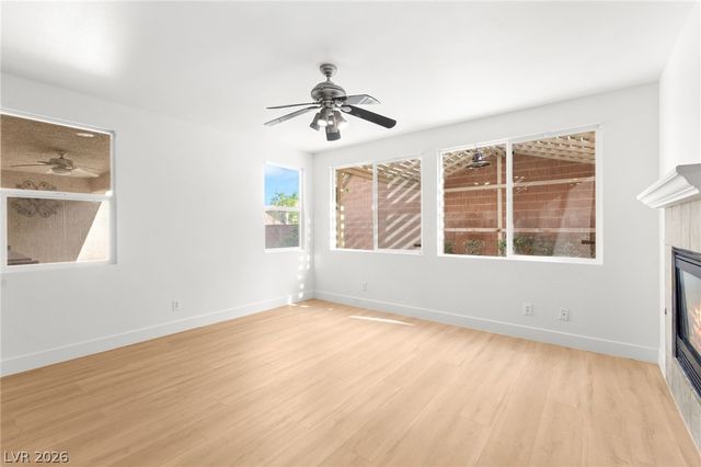 10001 Sharp Ridge Avenue, Las Vegas, NV 89149