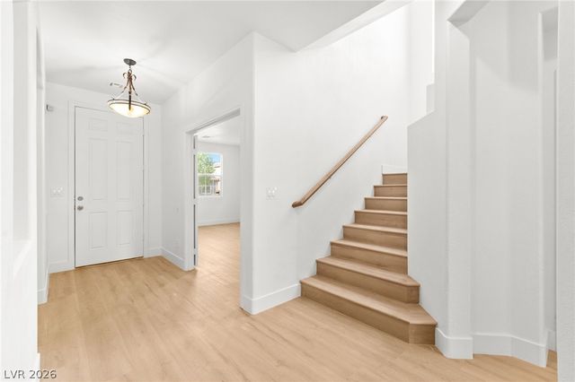 10001 Sharp Ridge Avenue, Las Vegas, NV 89149