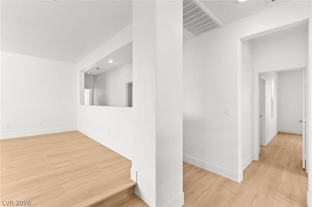 10001 Sharp Ridge Avenue, Las Vegas, NV 89149