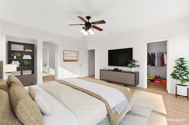 10001 Sharp Ridge Avenue, Las Vegas, NV 89149