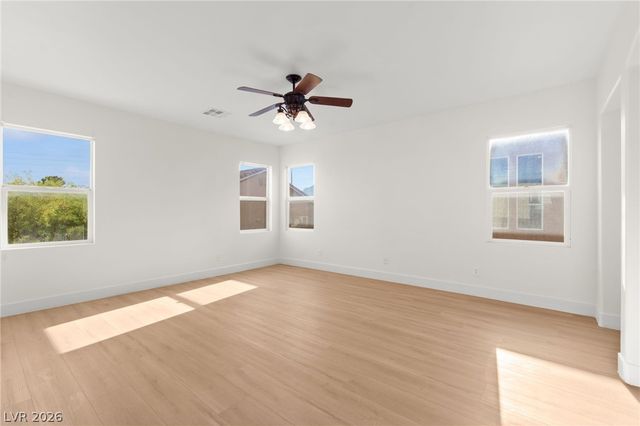 10001 Sharp Ridge Avenue, Las Vegas, NV 89149