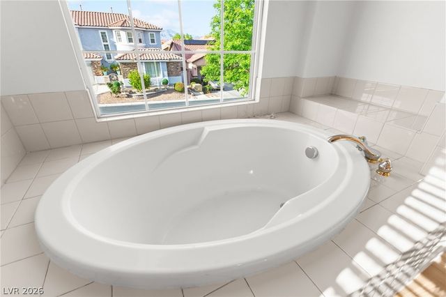 10001 Sharp Ridge Avenue, Las Vegas, NV 89149