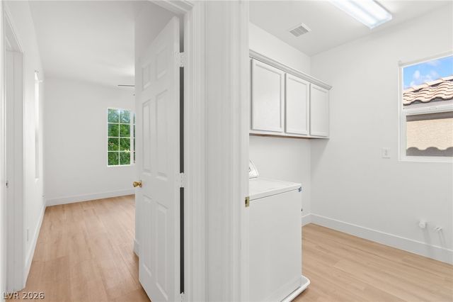 10001 Sharp Ridge Avenue, Las Vegas, NV 89149