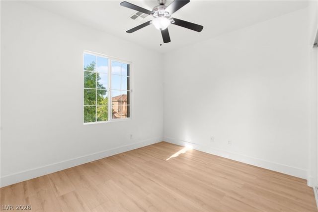 10001 Sharp Ridge Avenue, Las Vegas, NV 89149