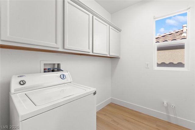 10001 Sharp Ridge Avenue, Las Vegas, NV 89149