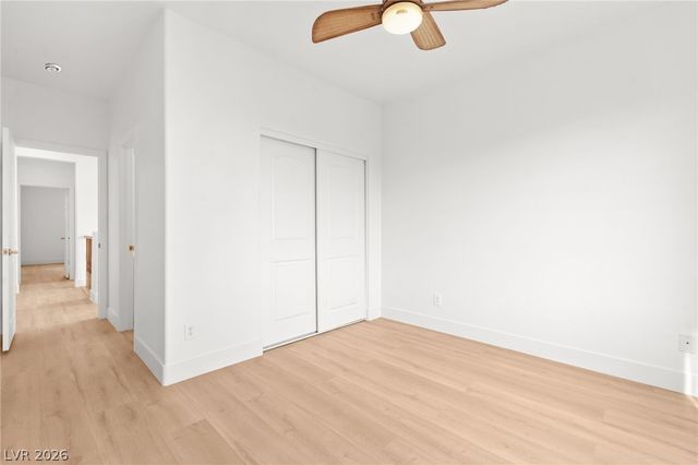 10001 Sharp Ridge Avenue, Las Vegas, NV 89149