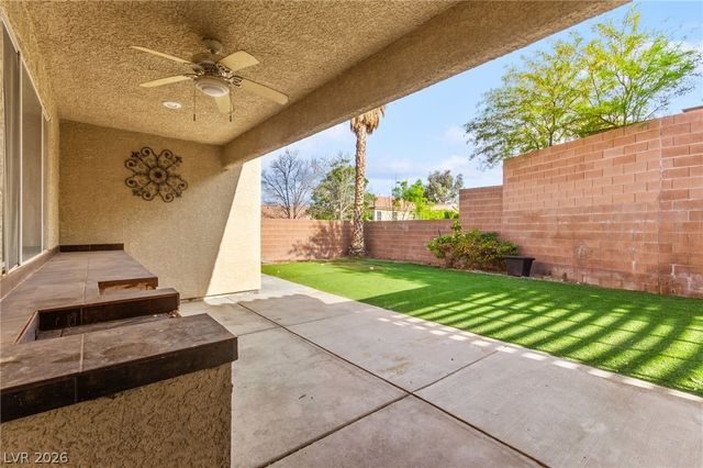 10001 Sharp Ridge Avenue, Las Vegas, NV 89149