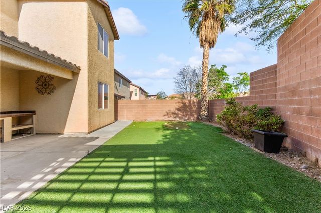 10001 Sharp Ridge Avenue, Las Vegas, NV 89149