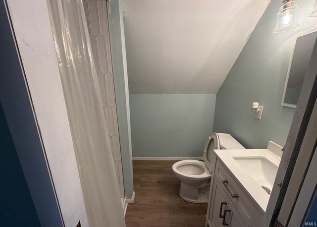 708 Hess Avenue, Evansville, IN 47712