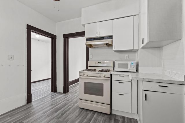 40 Mckinley Place N, Saint Cloud, MN 56303