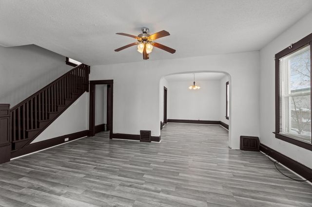 40 Mckinley Place N, Saint Cloud, MN 56303