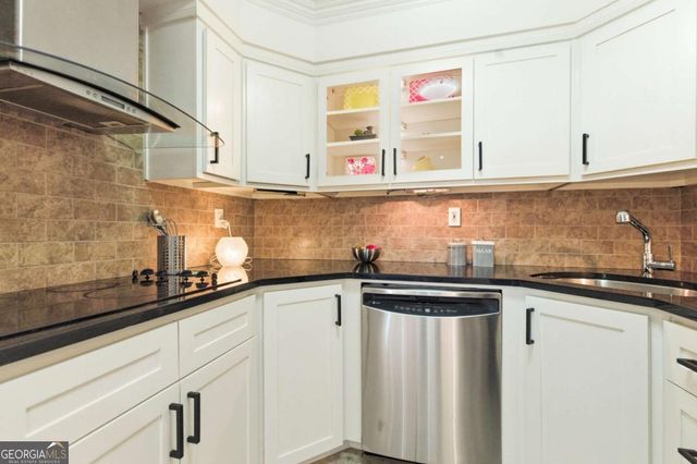 2870 Pharr Court South NW 2505, Atlanta, GA 30305