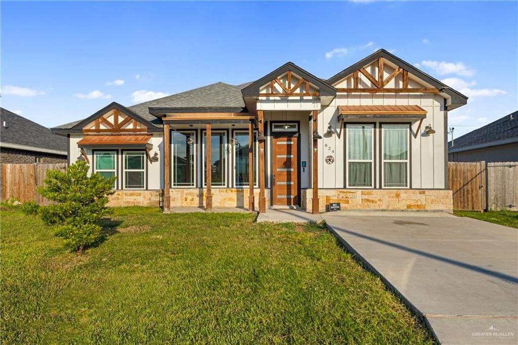 824 Whitewing Street, Alamo, TX 78516